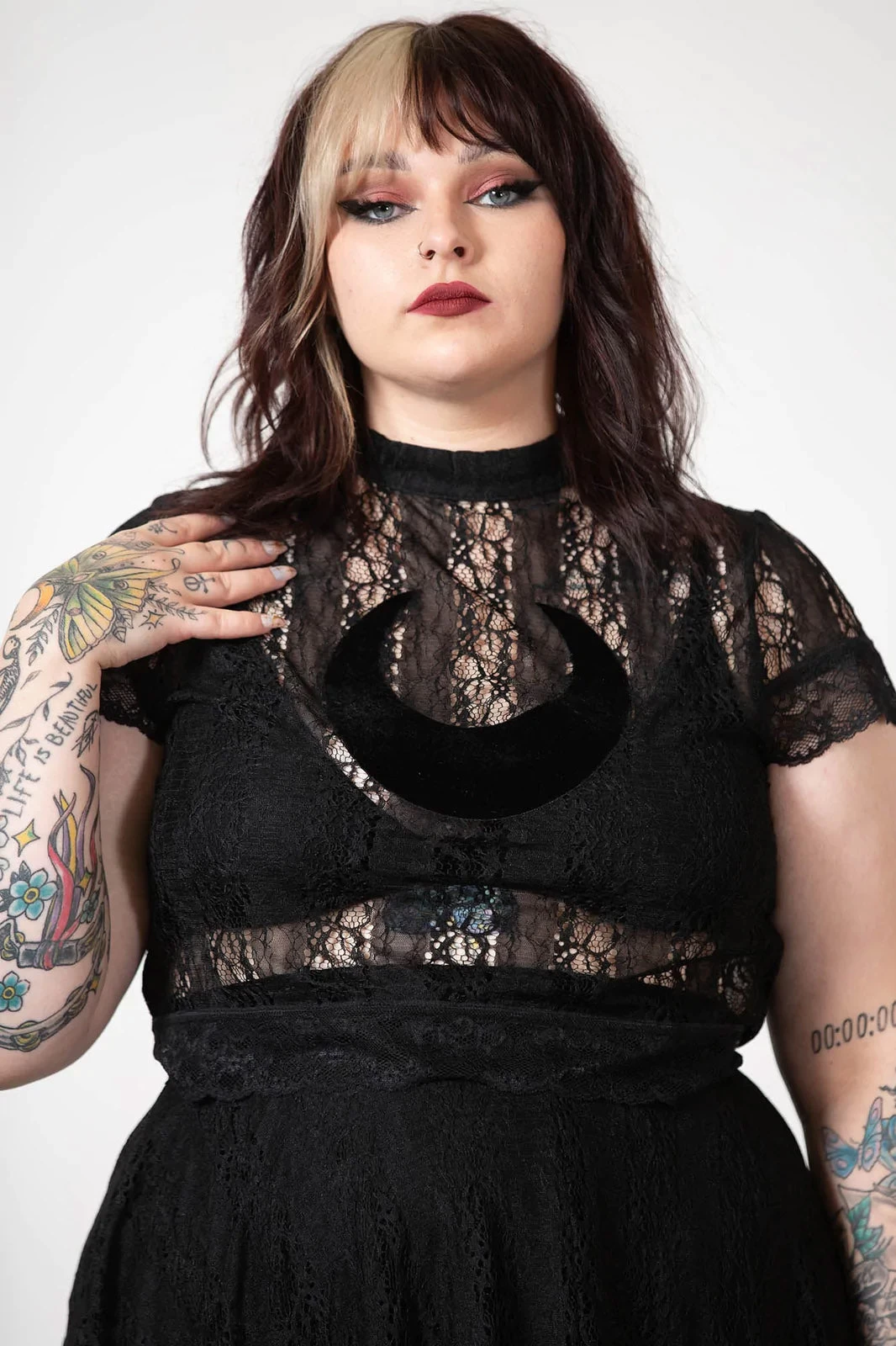 Moon Rays Lace Crop Top - Image 4