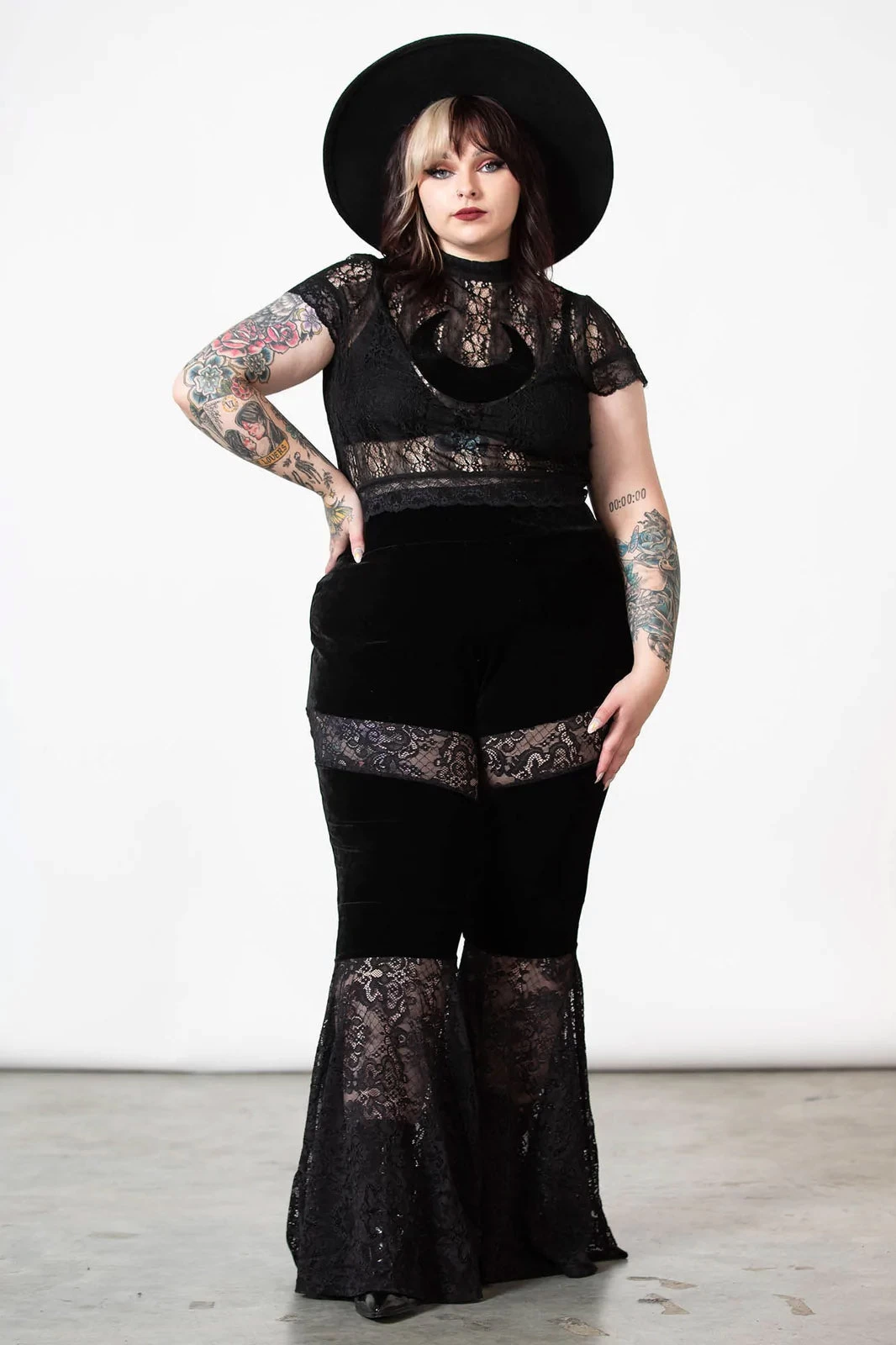 Moon Rays Lace Crop Top - Image 5